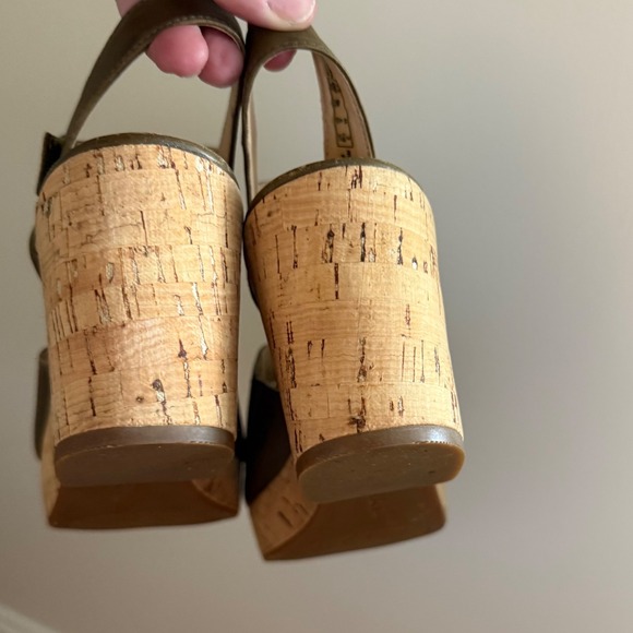 Clarks Maritsa Nila Wedge Women's Sandals Khaki‎ Leather Platform Heels Size 9 - Picture 7 of 10